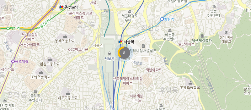 기본 컨트롤이 제공된 지도 이미지 - 마커 클러스터